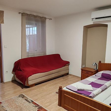 Glazer Szallas Tapolca Exteriér fotografie
