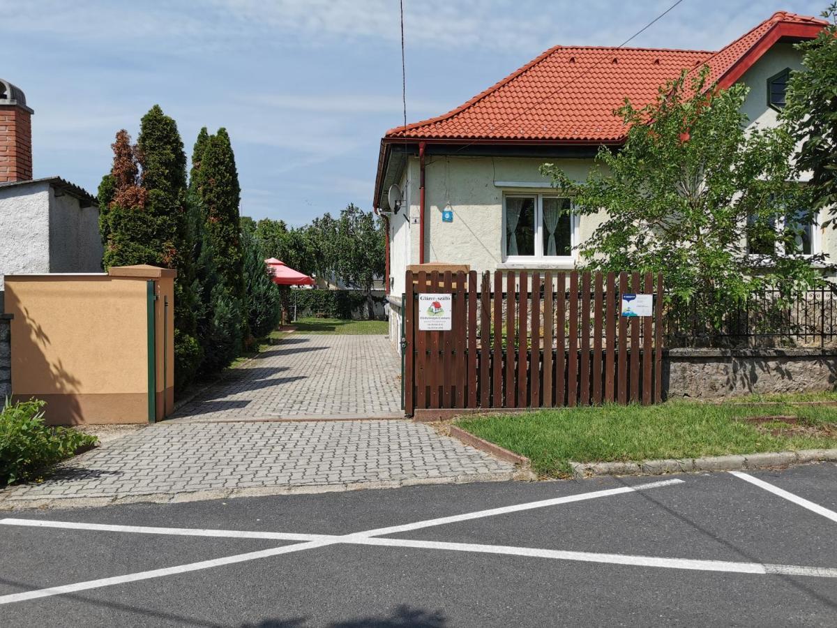 Glazer Szallas Tapolca Exteriér fotografie