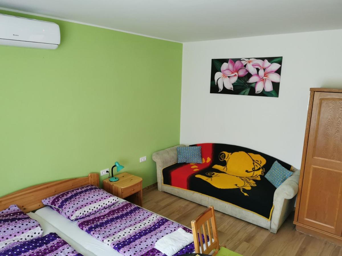 Glazer Szallas Tapolca Exteriér fotografie
