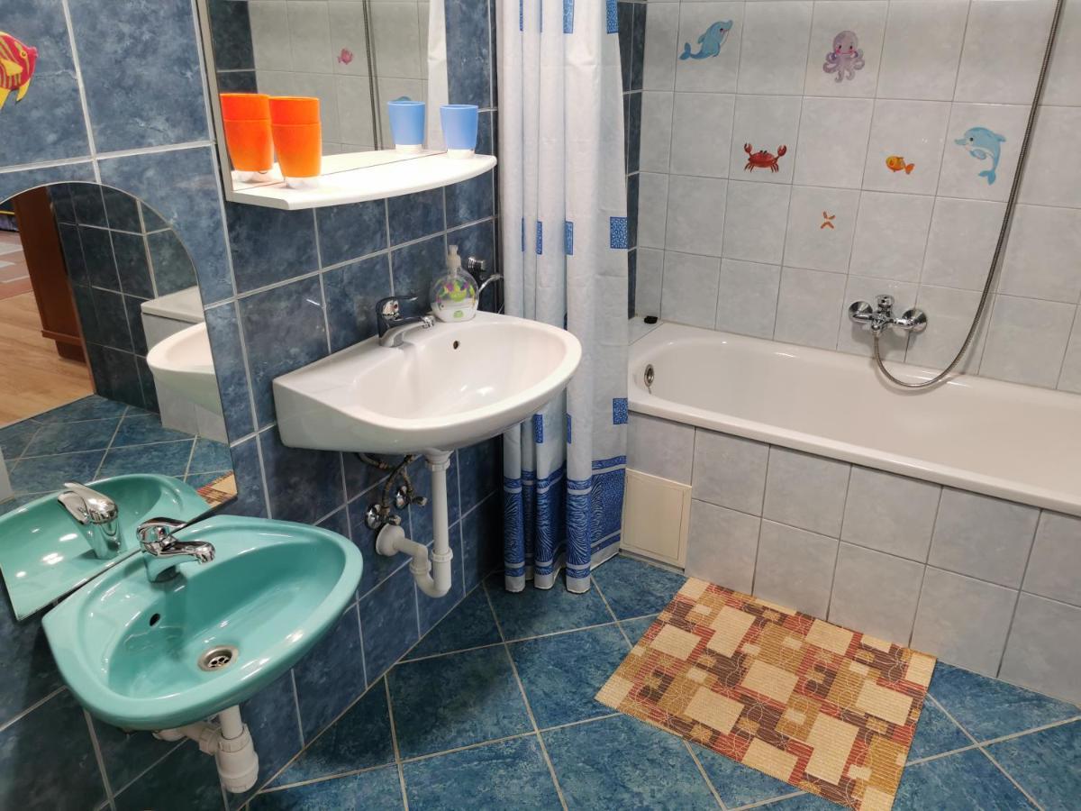 Glazer Szallas Tapolca Exteriér fotografie